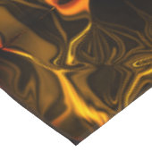 暗い背景の上に「金ゴールドストロークが浮く」図形 テーブルクロス (アングル)