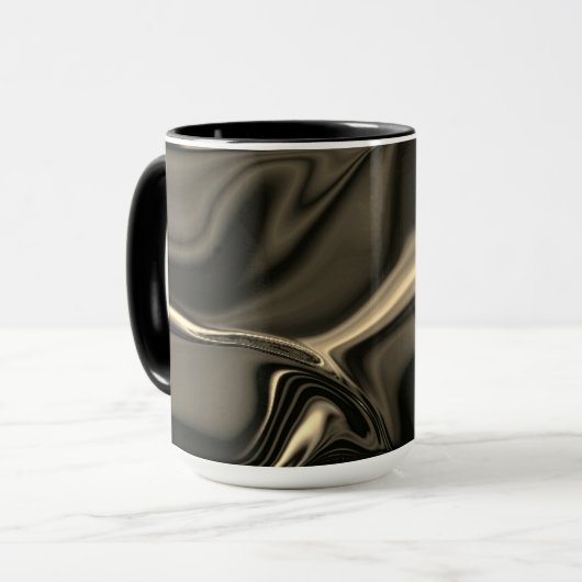 暗い背景の上の金属のセピアの起伏 マグカップ (正面左)