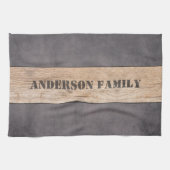 暗い背景の木目、ファミリ名 キッチンタオル (横)