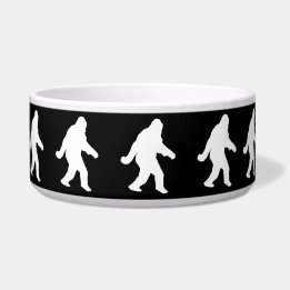 暗い背景の白いサスカッチのシルエット ボウル