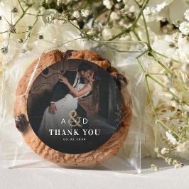 暗い色あせた写真金ゴールドアンパサンド結婚ブラック ラウンドシール