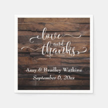 暗い質感感謝していのある木の上の愛と白のスクリプト