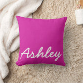 暗い赤紫色のピンクのリネン質の白のイニシャル クッション (ブランケット)