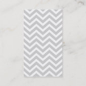 暗い赤紫色及び灰色のジグザグパターンのモノグラム 名刺 (裏面)