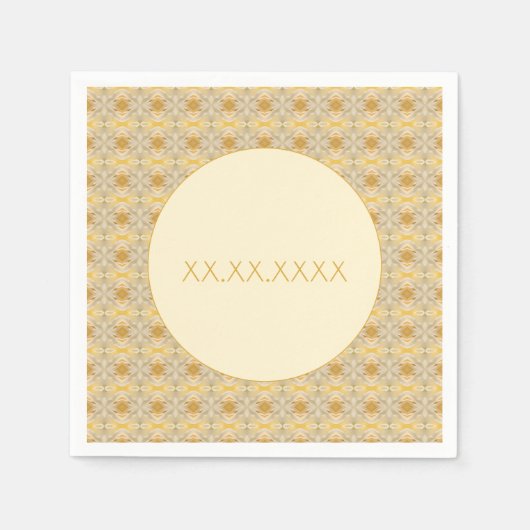 暗い金ゴールドと明るいパターン（の模様が）ある小 スタンダードカクテルナプキン (正面)