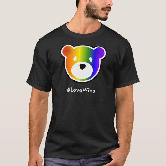暗いGROWLrの#LoveWins Tシャツ (正面)