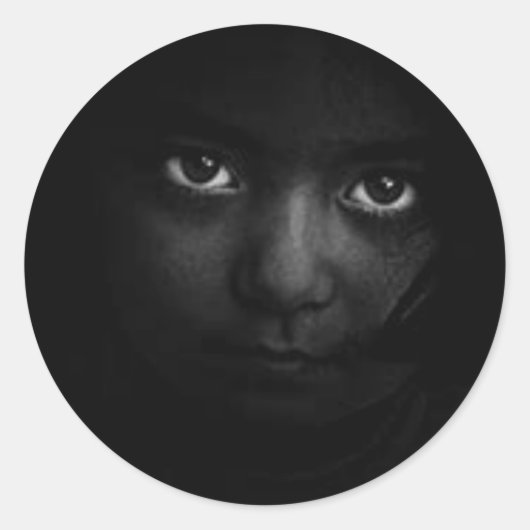 暗く、不気味で、美しい顔と目 ラウンドシール (正面)