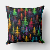 暗カラフルい森の中で輝くクリスマスツリー クッション (裏面)