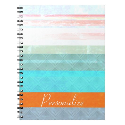 暗パーソナライズされた色と風化したストライプ ノートブック (正面)