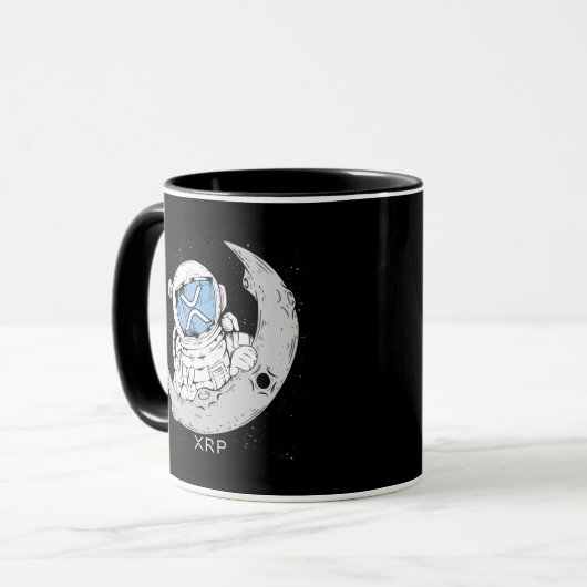 暗号ミームXRP暗号通貨かわいい宇宙飛行士ムーン マグカップ (正面左)