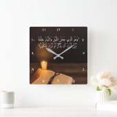 暗室のビードが付いている蝋燭そしてコーラン スクエア壁時計 (ホーム)