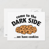 暗来側へ…クッキーを持っている ポストカード (正面/裏面)