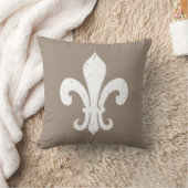 暗灰色色の(紋章の)フラ・ダ・リの装飾用クッション クッション (ブランケット)