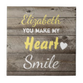 暗素朴い木の黄色の引用文と名前 タイル (正面)