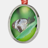 暗褐色と灰色の蝶 メタルオーナメント (左)