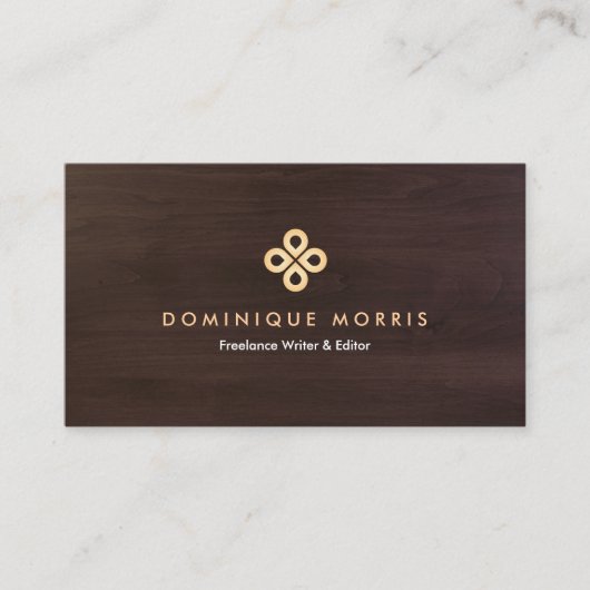 暗褐色エレガントの木目に金ゴールドクローバーのロゴ 名刺 (正面)