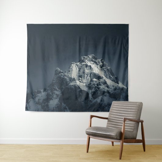 暗闇と山 タペストリー (インサイチュ(横))