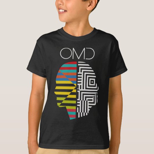 暗闇の中でのOMDまたは胸骨操クラシック作 Tシャツ (正面)