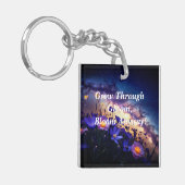 暗闇の中で成長：オーロラの夜空 キーホルダー (正面左)