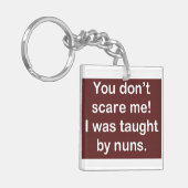 暗闇の尼僧によって教えられる キーホルダー (正面左)