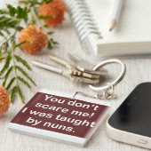 暗闇の尼僧によって教えられる キーホルダー (正面右)