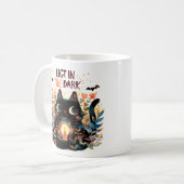 暗闇の灯り - ロウソク猫 コーヒーマグカップ (正面左)