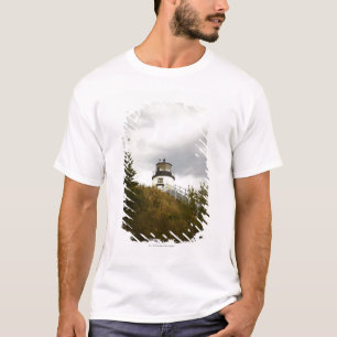 曇った日のフクロウのヘッド灯台 Tシャツ