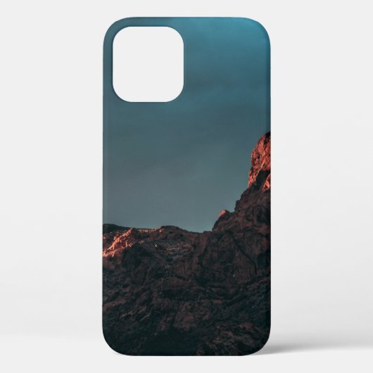 曇った日の茶色の山 Case-Mate iPhoneケース (裏面)