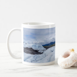 曇った空の下の氷山氷河の風景 コーヒーマグカップ