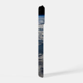 曇った西オーストラリア上空の地球の端 iPhone 15ケース (右側面)