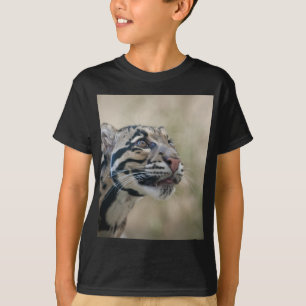 曇らせていたヒョウ Tシャツ