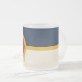 曇り小さなガラスマグ、オクラホマ、タルサ州旗 フロストグラスマグカップ (正面右)