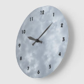 曇り灰色の空 ラージ壁時計 (傾斜)
