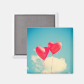 曇り空に赤いハートバルーン マグネット (正面/裏面)
