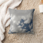 曇り空の枕 クッション (ブランケット)