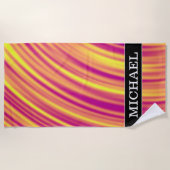 曲がる黄色、オレンジおよび紫色はパターンを波立てます ビーチタオル (正面)