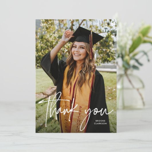 書カジュアルモダン字の台本写真の卒業 サンキューカード (スタンド正面)