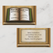 書店名刺に置かれた書店の本 ロイヤリティカード (正面/裏面)