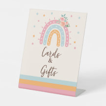 書籍とギフト虹の赤ちゃんシャワーピンク台座