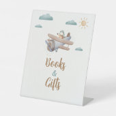 書籍とギフト飛行機ベビーシャワー旅行者 台座サイン (正面)