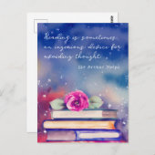 書籍とピンクローズウォーター色スクリプト読の引用文 ポストカード (正面/裏面)