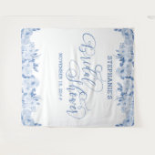 書道エレガントダスティブルーフローラルブライダルシャワー タペストリー (正面(横))