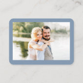 書道ハート写真結婚のダスティブルーRSVP QR エンクロージャーカード (裏面)