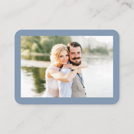 書道ハート写真結婚のダスティブルーRSVP QR エンクロージャーカード (裏面)