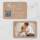書道ハート結婚写真Taupe RSVP QR エンクロージャーカード (正面/裏面)