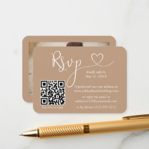 書道ハート結婚写真Taupe RSVP QR エンクロージャーカード