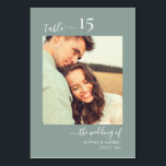 書道写真結婚の両面セージ緑 テーブルナンバー<br><div class="desc">書エレガント跡Sage Greenの表結婚番両面の写真カスタムパーソナライズされた付きお客救済様は、この表札の両面の表シンプルエレガント番カードで簡単に道を見つけることができる。写真、数字、名前、日付を簡単に追加！手かわいらしレタリングの書結婚道「の力」、「テーブル」スクリプトとカスタム写真テンプレートを使用した緑豊かな緑や埃っぽい緑の背景。</div>