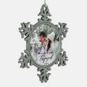 書道婚約したモダンカップルの写真 スノーフレークピューターオーナメント (左)