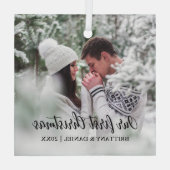 書道私たちの初めてのクリスマスカップルの写真 ガラスオーナメント (裏面)