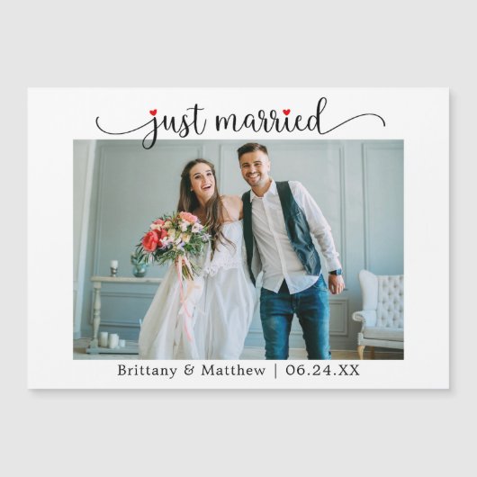 書道赤いハートたった今結婚しましたマグネットカード (正面)